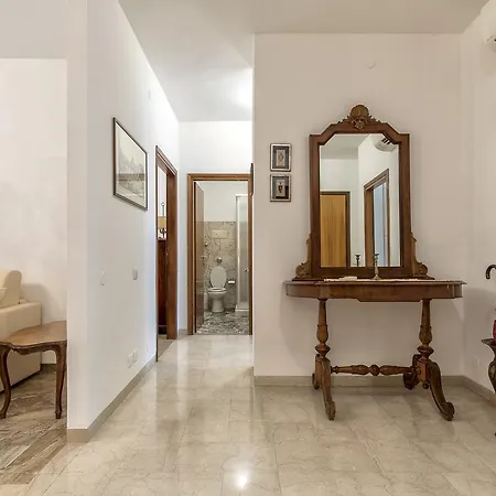 Apartmán Einaudi *