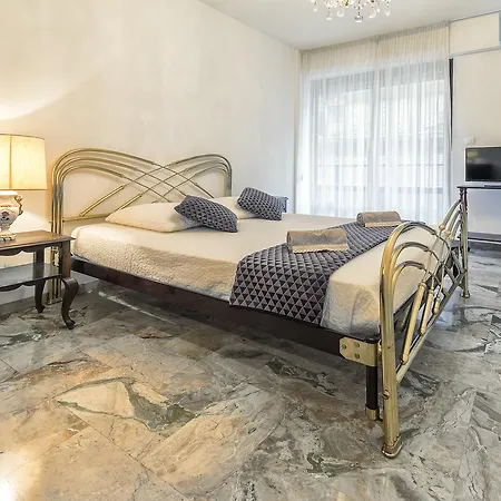 Einaudi Apartmán Mestre